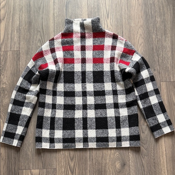 Christian Siriano Sweaters - Christian Siriano Black and Red Plaid Turtleneck Sweater